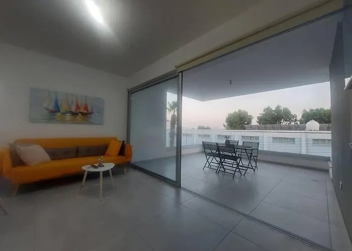 Luxury 2 Bedroom Larnaca