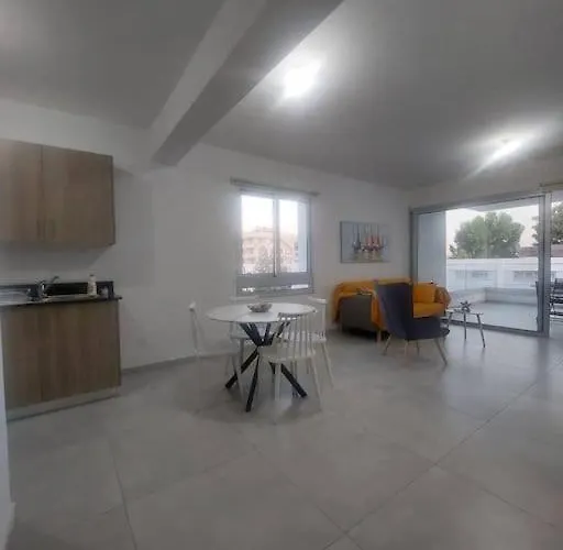 Apartmán Luxury 2 Bedroom Larnaca